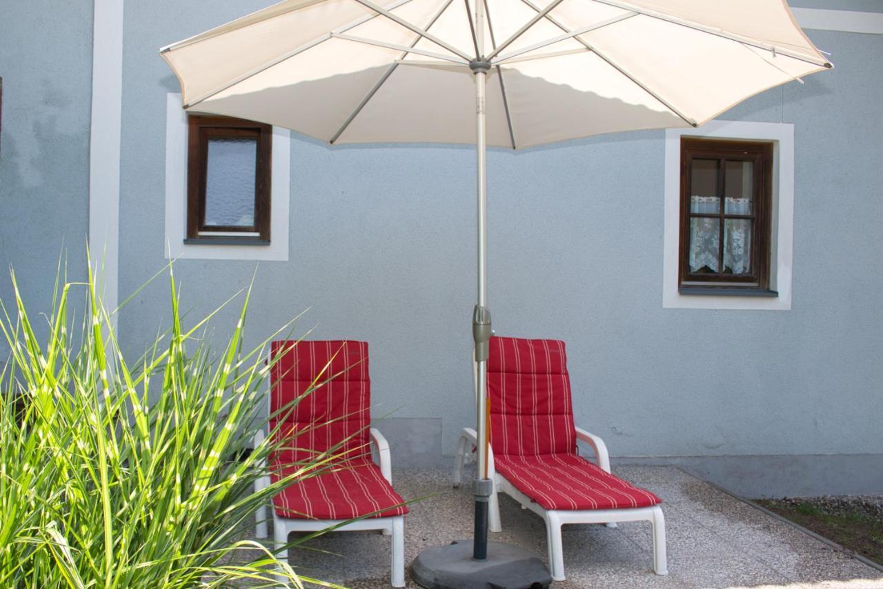 Malerisches Bauernhaus Lieserhofen Bagian luar foto